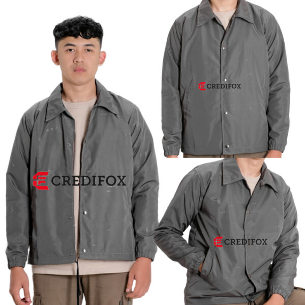 Jaket Coach